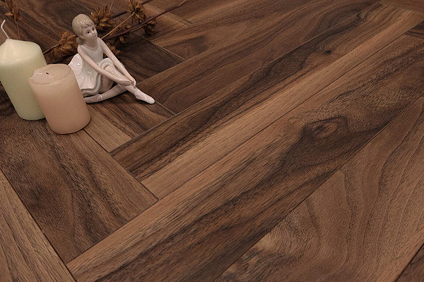 Ламинат FloorFort Walnut Tree Ёлочка Орех Кембридж